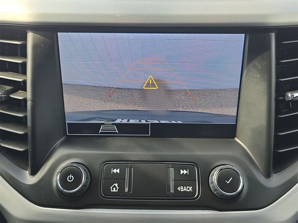 Used 2023 GMC Acadia SLE w/ Driver Convenience Package image 15