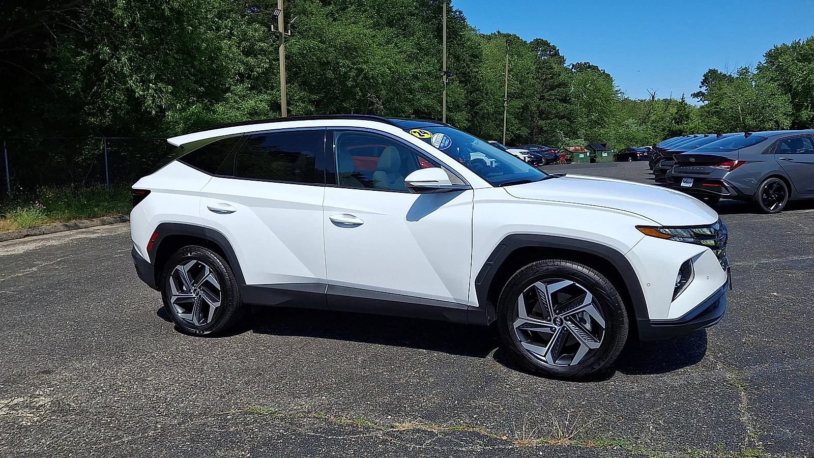 Certified 2024 Hyundai Tucson Limited AWD/4WD image 2