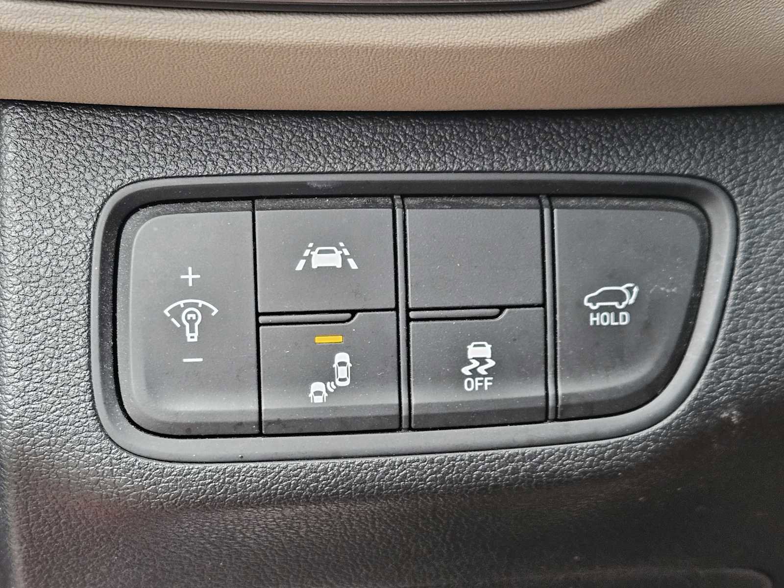 Used 2020 Hyundai Santa Fe SEL image 22