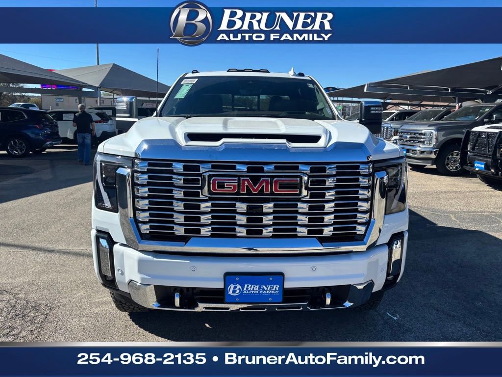 New 2026 GMC Sierra 2500 Denali w/ Denali Reserve Package image 2