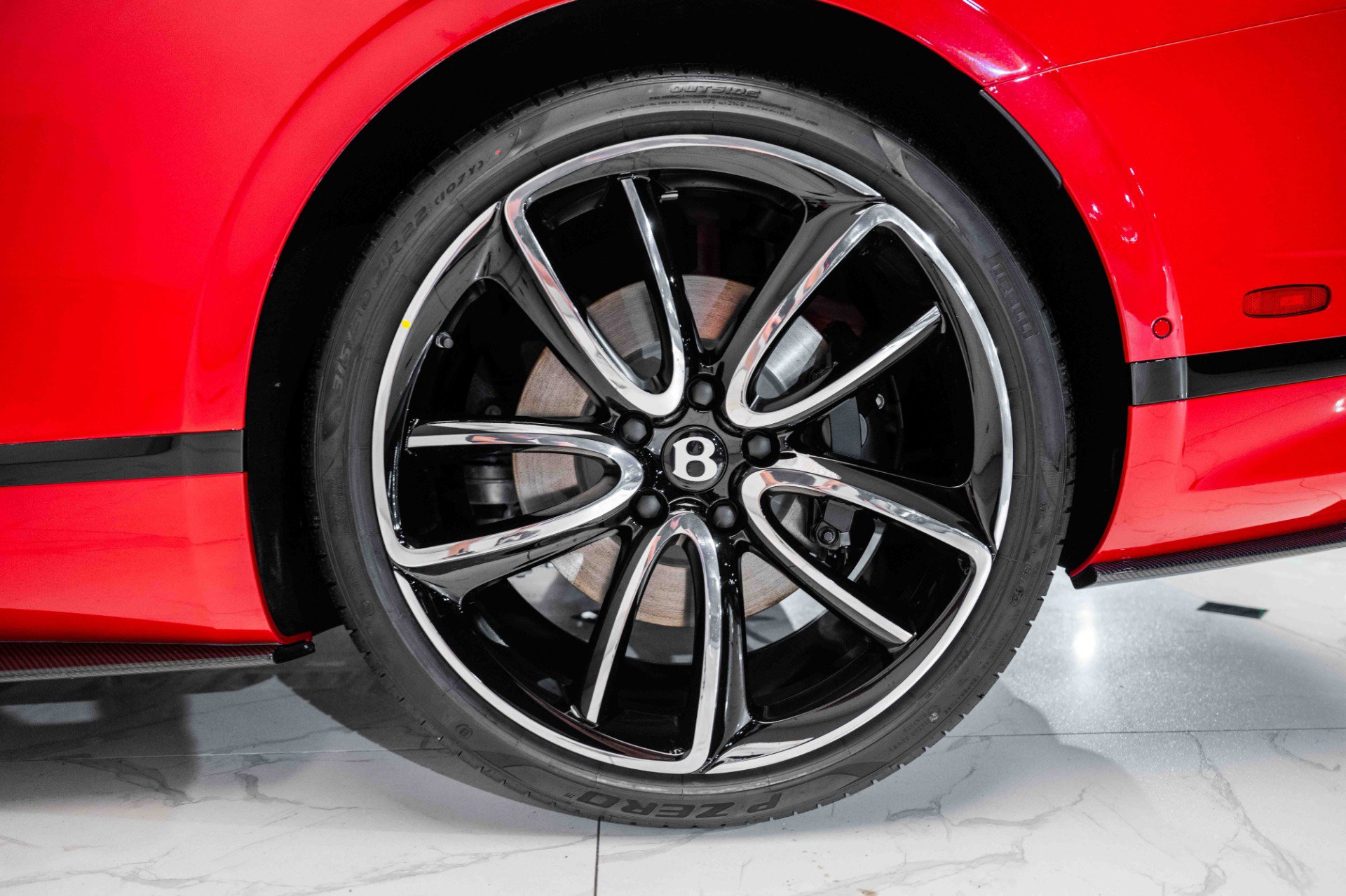 New 2024 Bentley Continental GT V8 AWD/4WD image 12