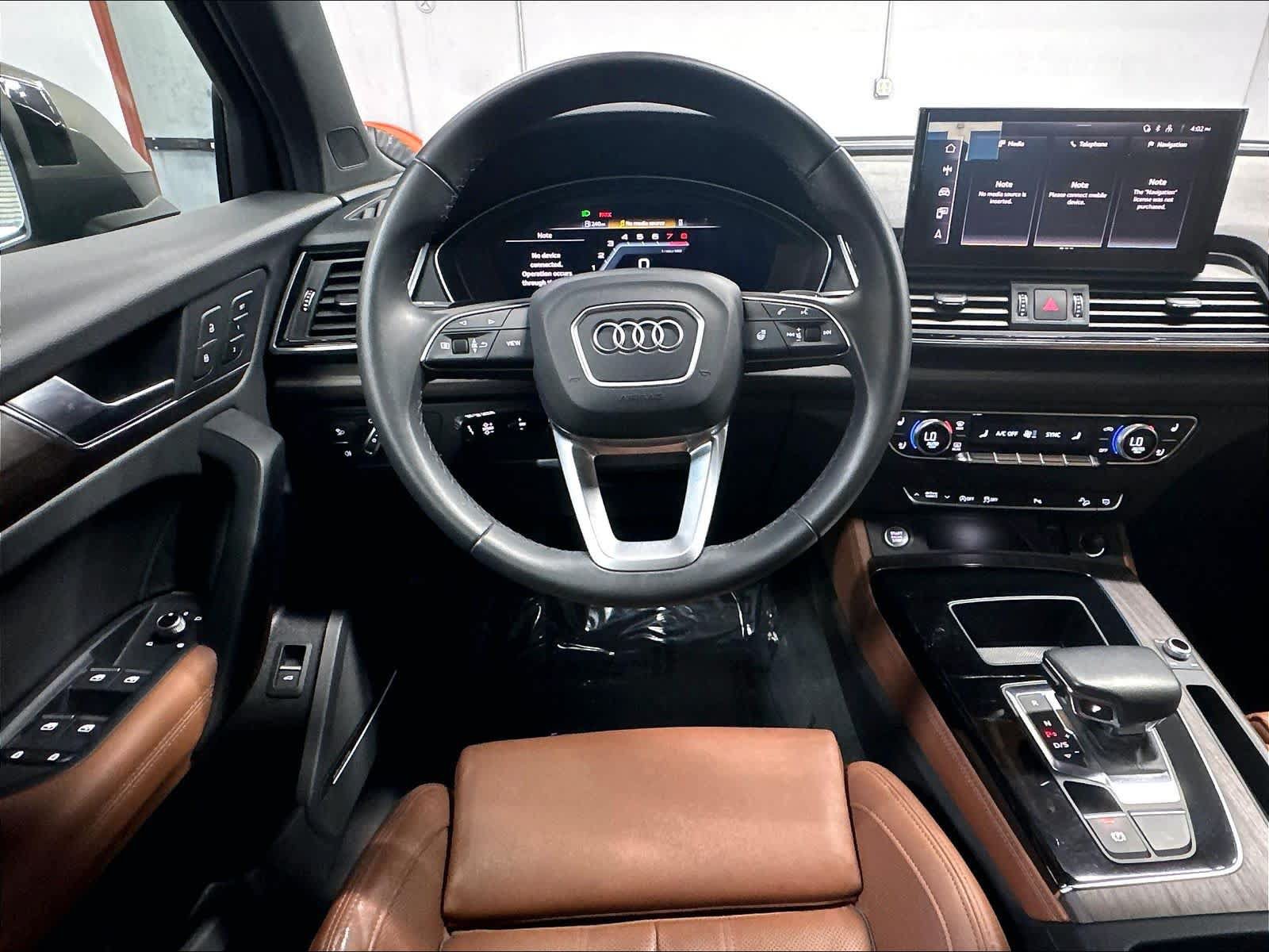 Used 2023 Audi Q5 2.0T Premium Plus w/ Premium Plus Package AWD/4WD image 8