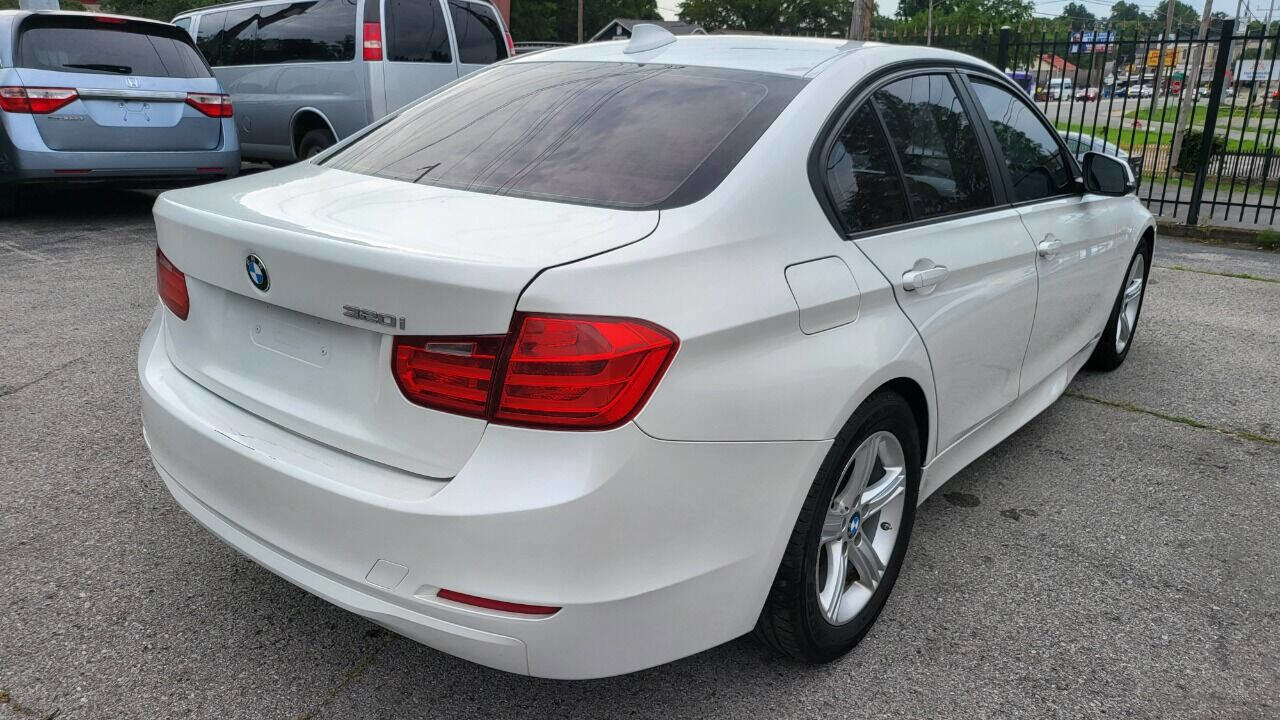 Used 2015 BMW 320i Sedan image 9