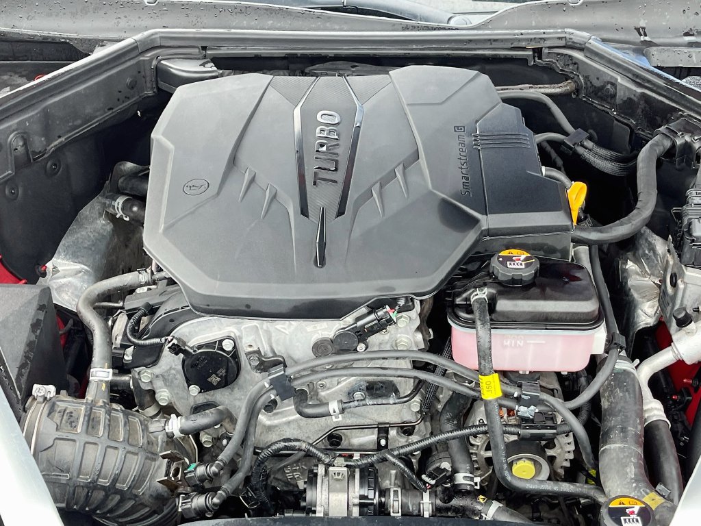 Used 2022 Kia Stinger GT-Line w/ Sun & Sound Package AWD/4WD image 32