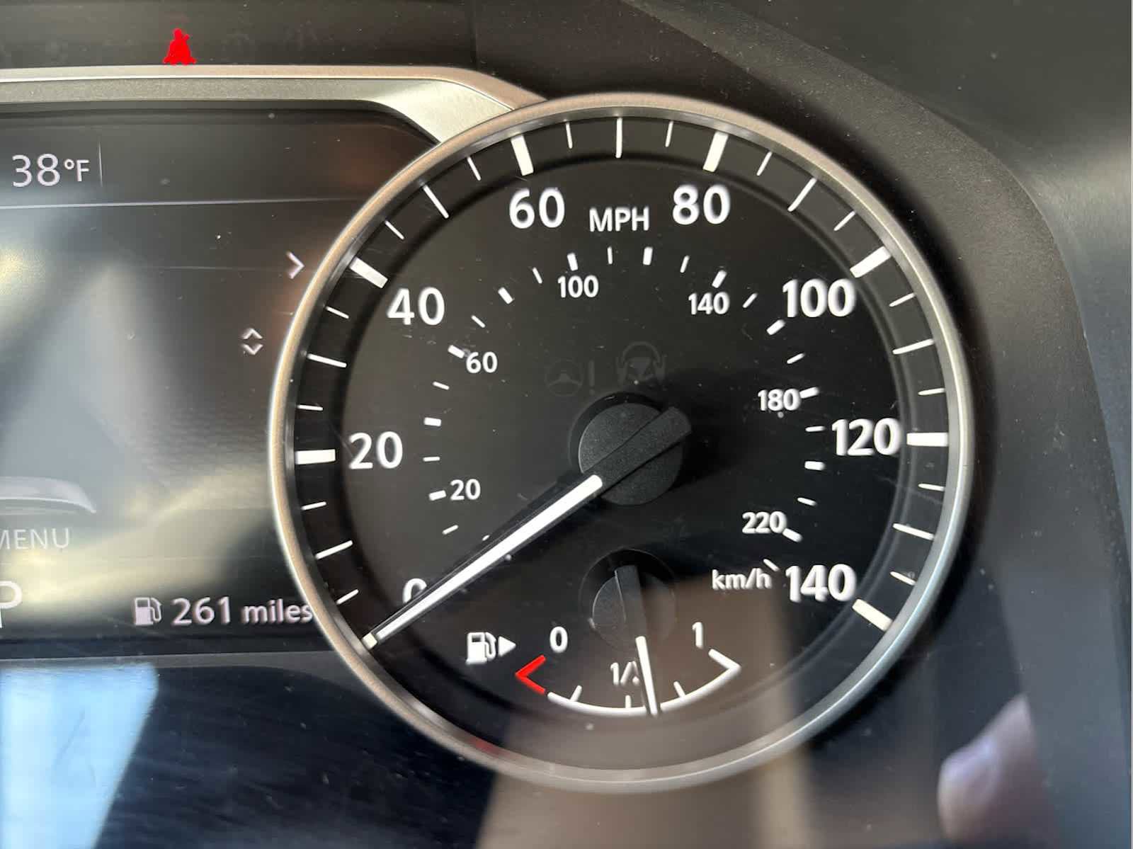 Used 2023 Nissan Rogue SV image 24