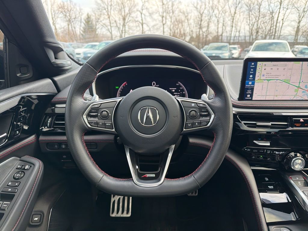 Used 2025 Acura MDX A-Spec image 13