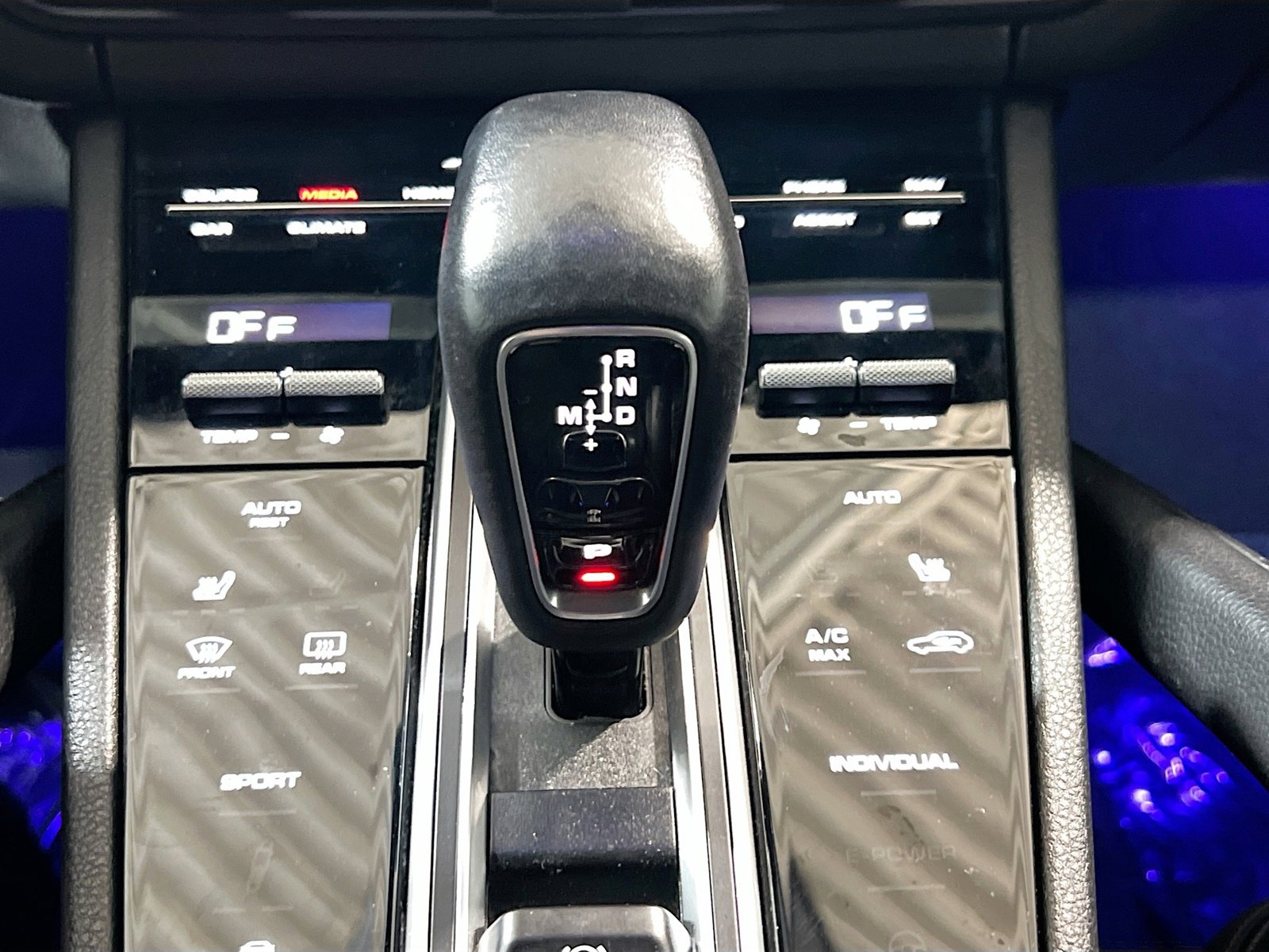 Used 2019 Porsche Cayenne image 13