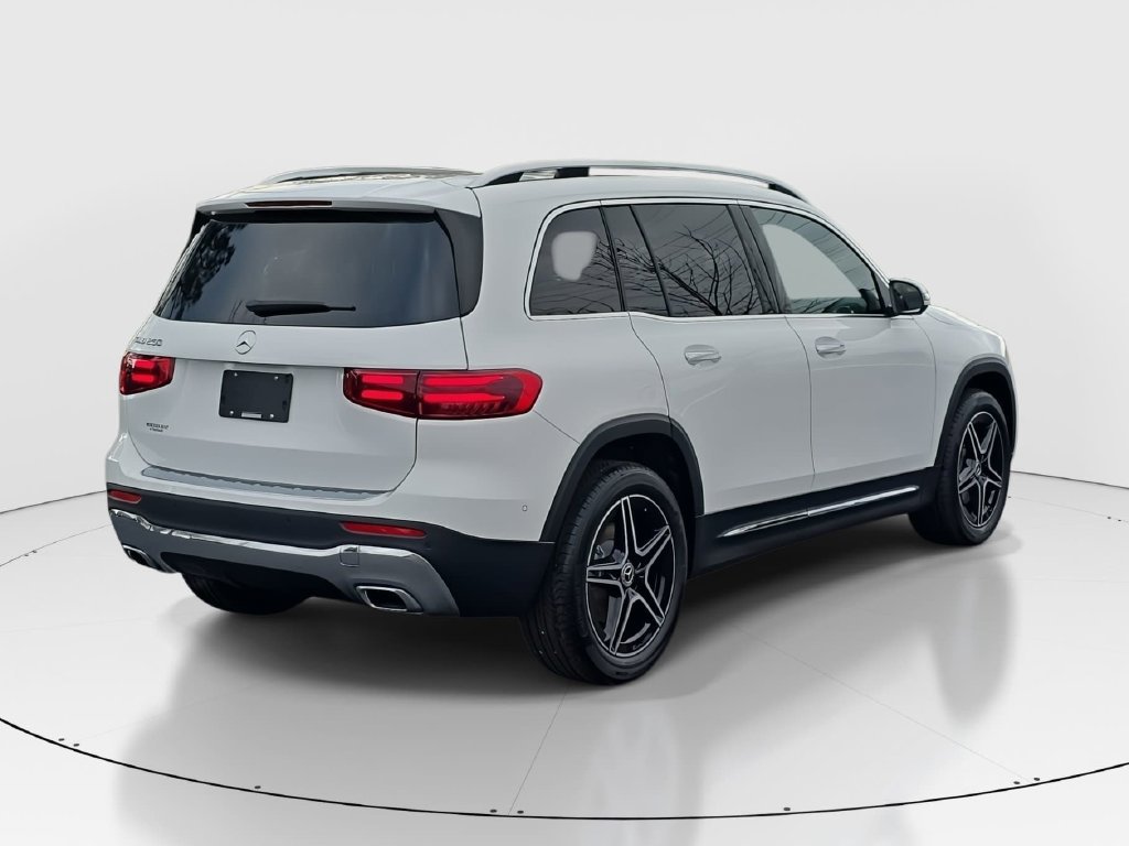 New 2026 Mercedes-Benz GLB 250 image 5