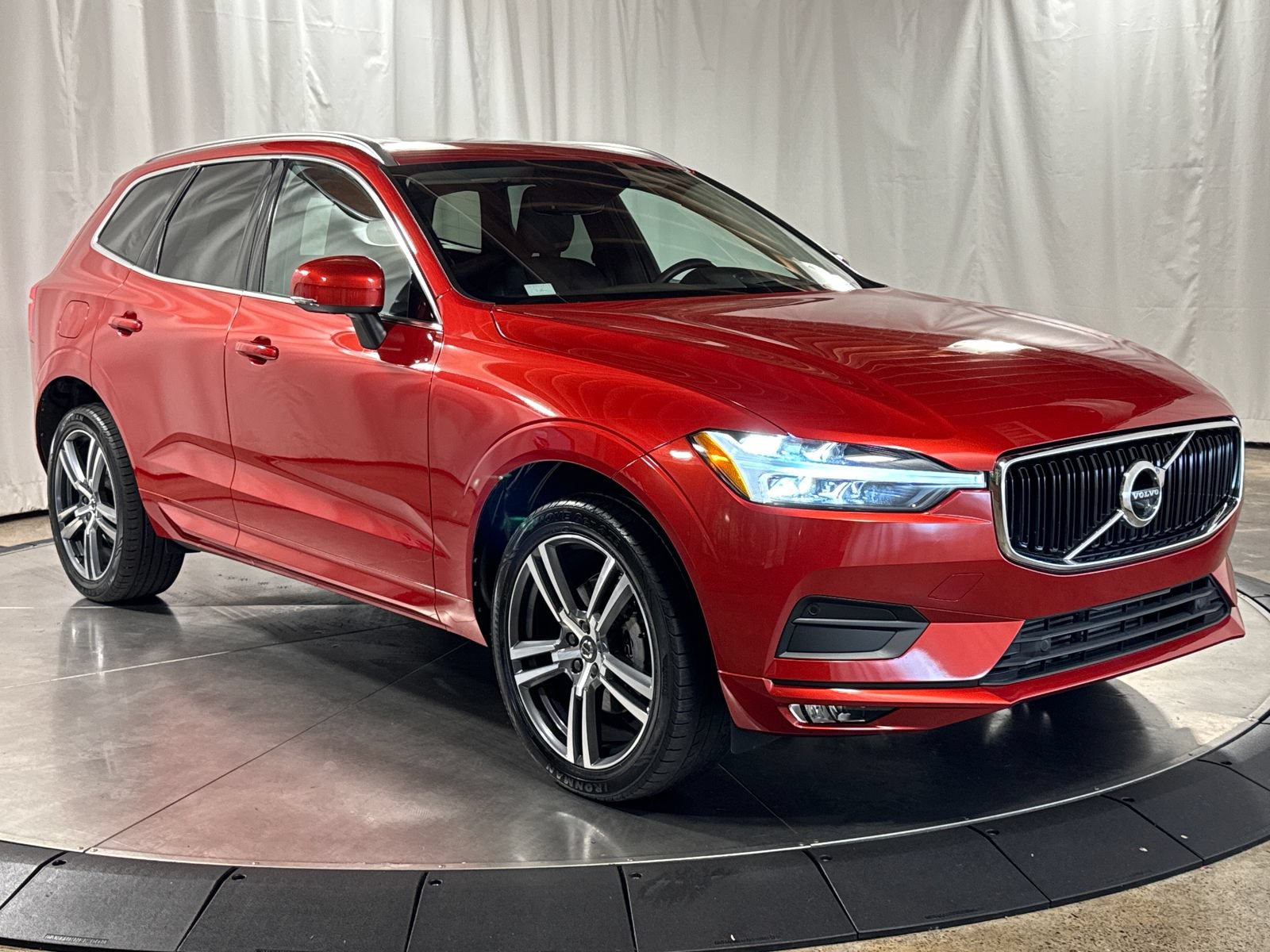 Used 2021 Volvo XC60 T5 Momentum w/ Advanced Package AWD/4WD image 7