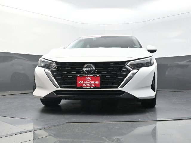 Used 2024 Nissan Sentra SV FWD image 32