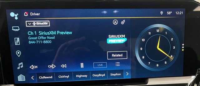 Used 2024 Chevrolet Silverado 2500 ZR2 w/ Technology Package image 36