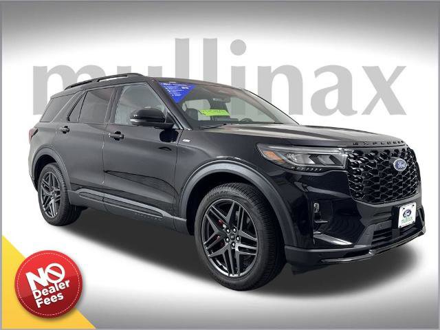 Certified 2025 Ford Explorer ST-Line w/ Premium Package image 1