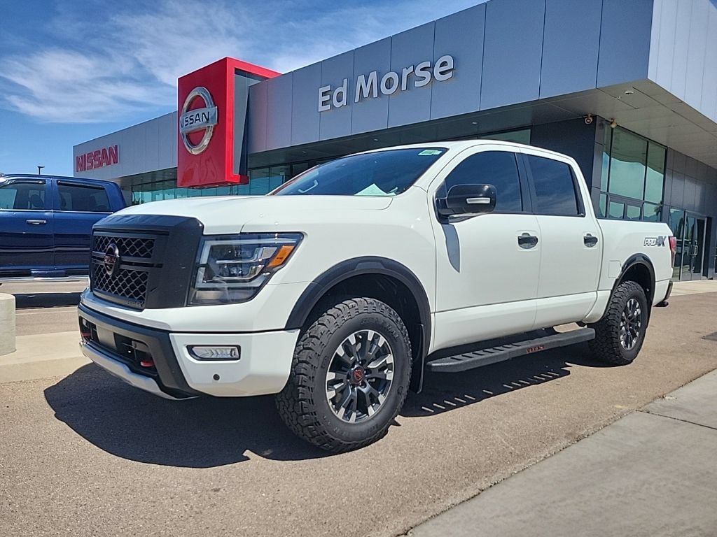 Used 2024 Nissan Titan PRO-4X w/ Pro-4x Convenience Package AWD/4WD video 1