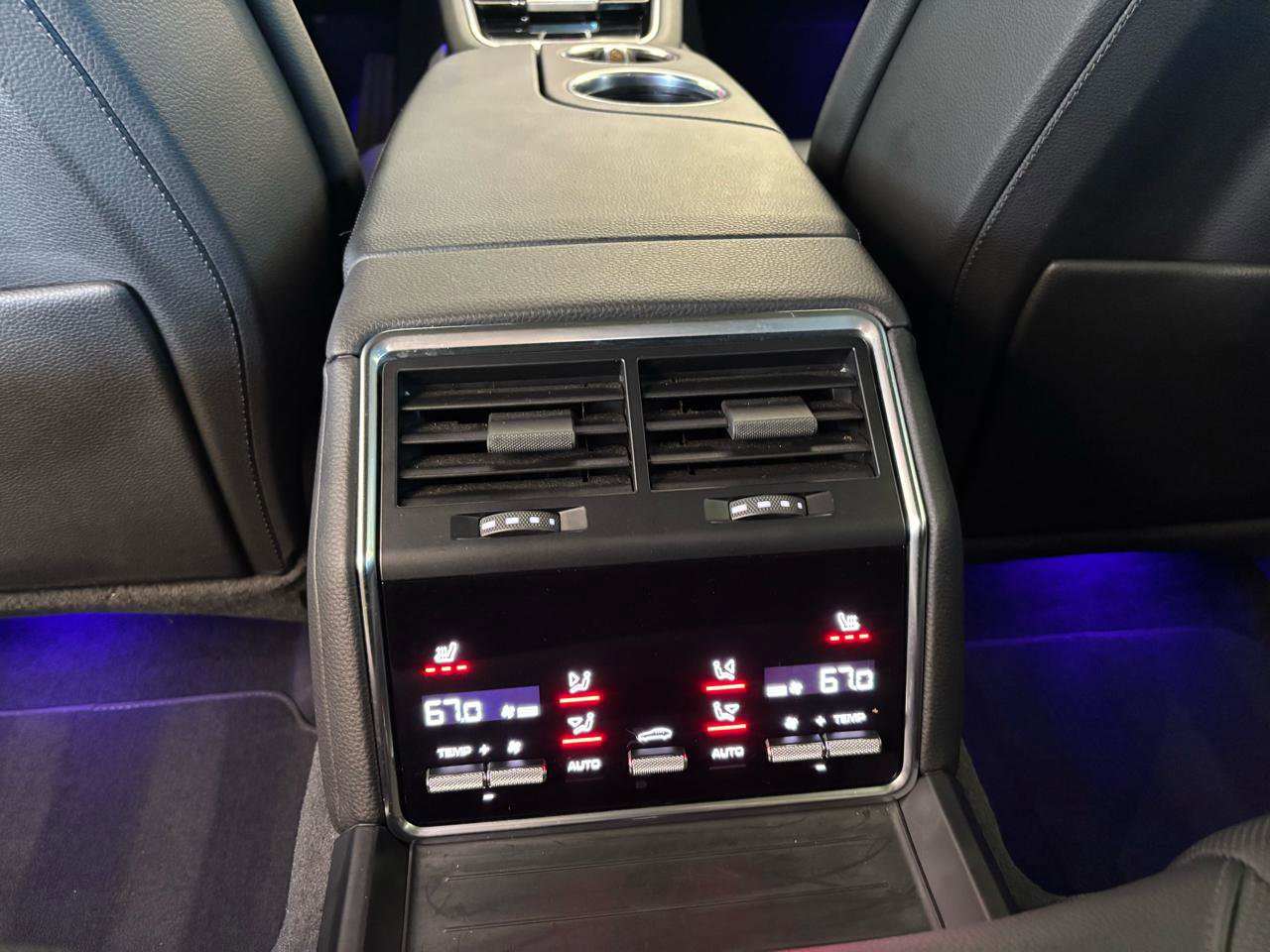 Used 2023 Porsche Panamera 4 Platinum Edition w/ Assistance Package image 33