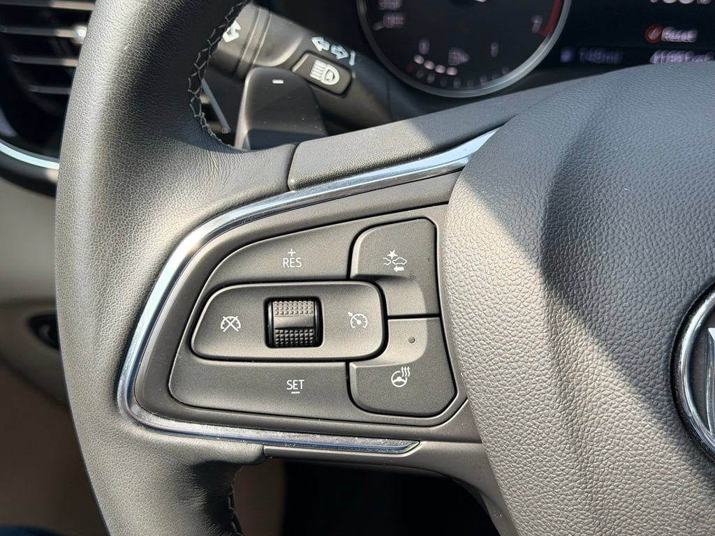 Certified 2022 Buick Envision Avenir w/ Technology Package II AWD/4WD image 28