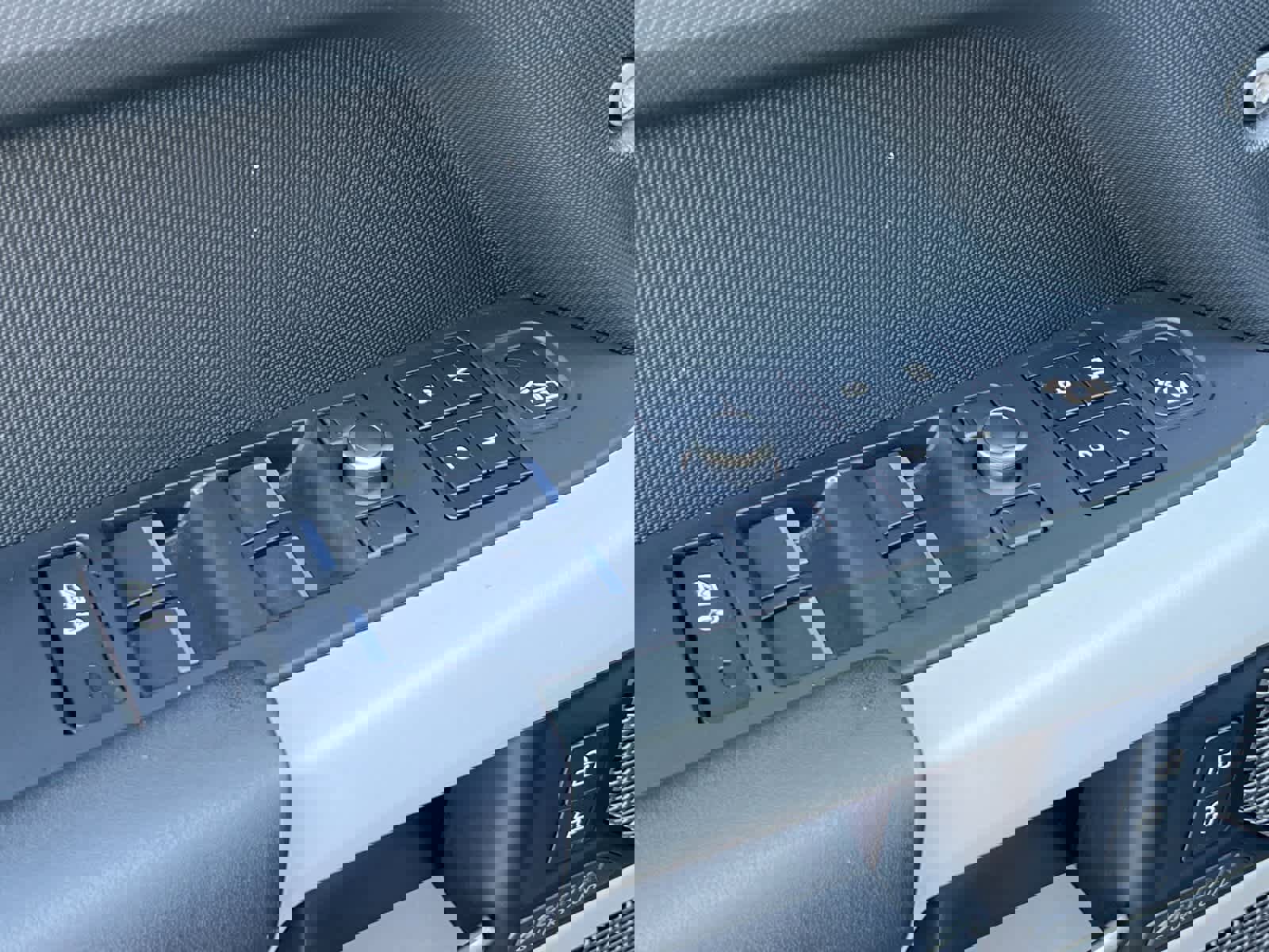 Used 2020 Land Rover Defender 110 HSE image 14