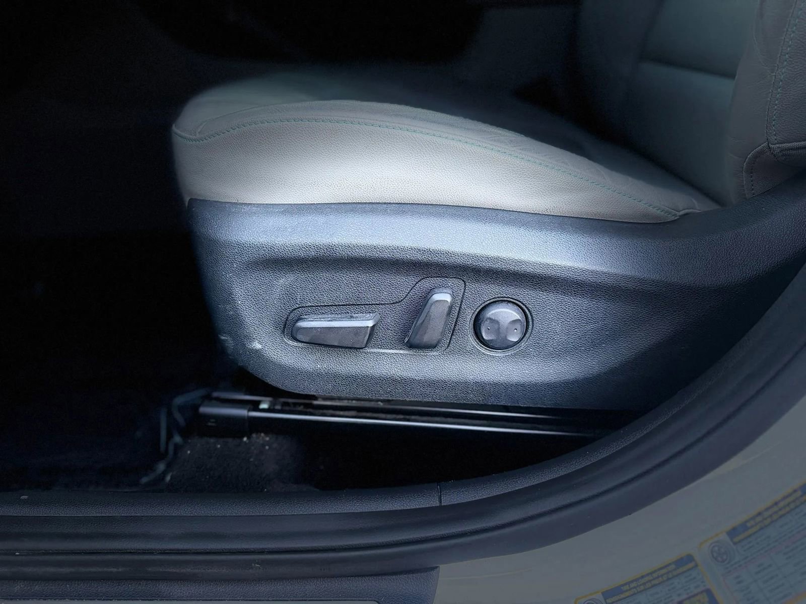 Used 2018 Kia Niro Touring image 12