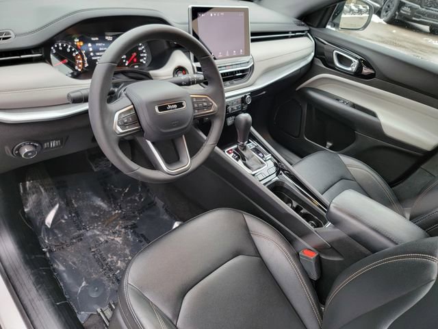 Certified 2024 Jeep Compass Limited image 19