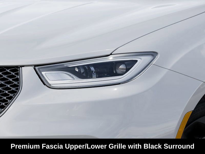 New 2026 Chrysler Pacifica Limited w/ S Appearance Package image 11