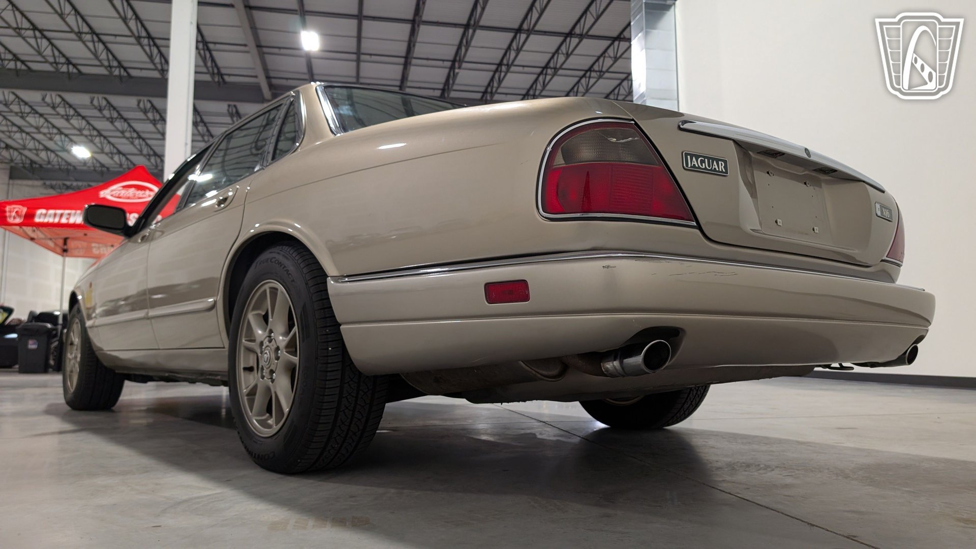 Used 1996 Jaguar XJ6 RWD image 9