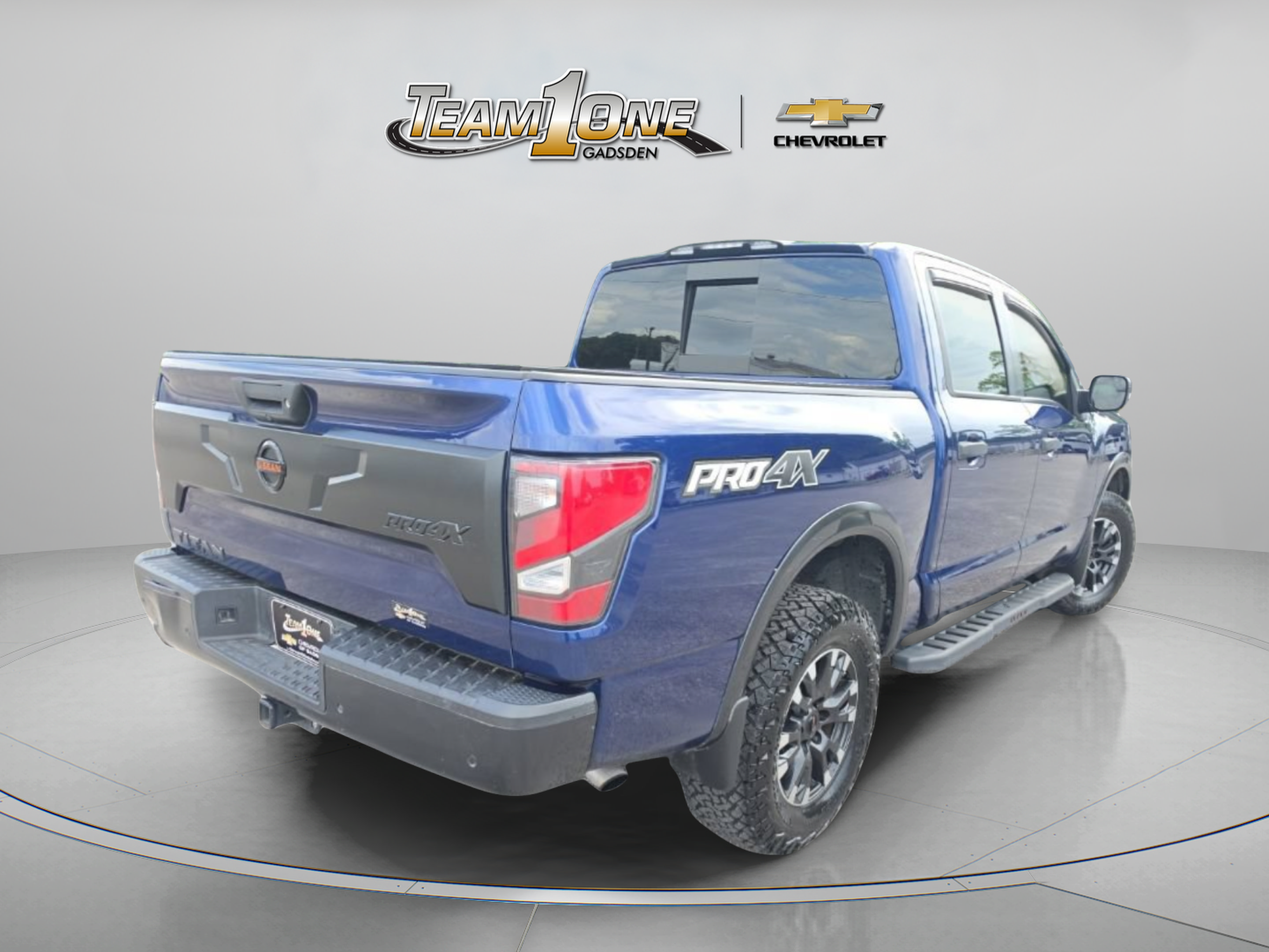 Used 2020 Nissan Titan PRO-4X w/ Pro-4x Convenience Package AWD/4WD image 8