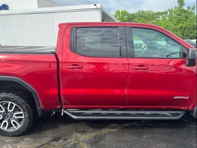 Used 2022 GMC Sierra 1500 AT4 w/ AT4 Premium Package AWD/4WD image 3