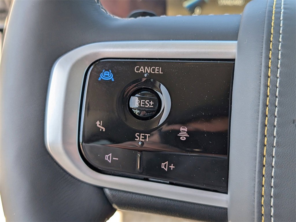 New 2025 Nissan Armada Platinum Reserve image 20