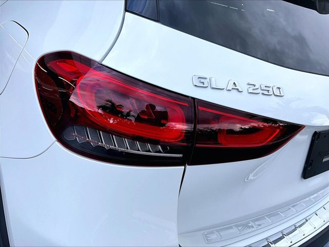 Used 2022 Mercedes-Benz GLA 250 image 30