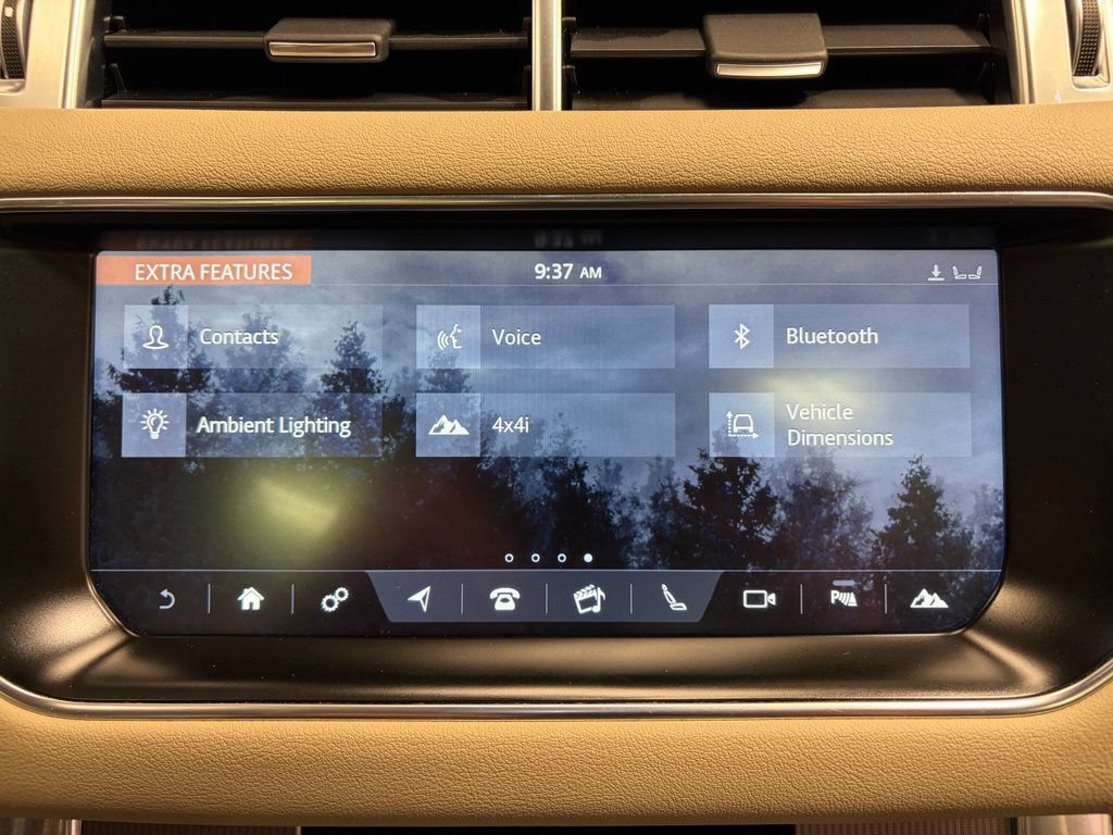 Used 2017 Land Rover Range Rover Sport HSE AWD/4WD image 18
