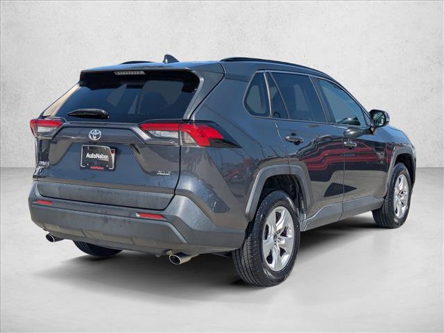 Used 2019 Toyota RAV4 XLE w/ Carpet Mat Package FWD image 5