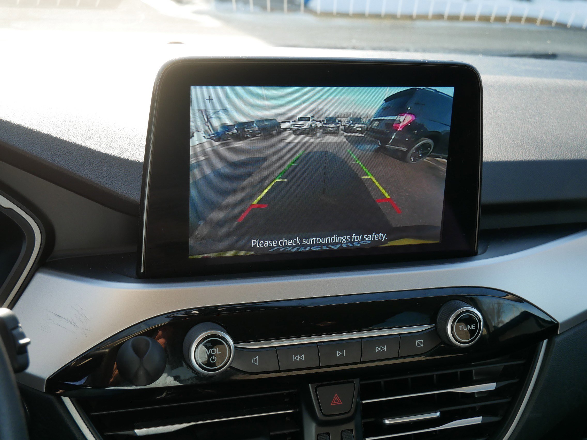 Certified 2020 Ford Escape SE image 32