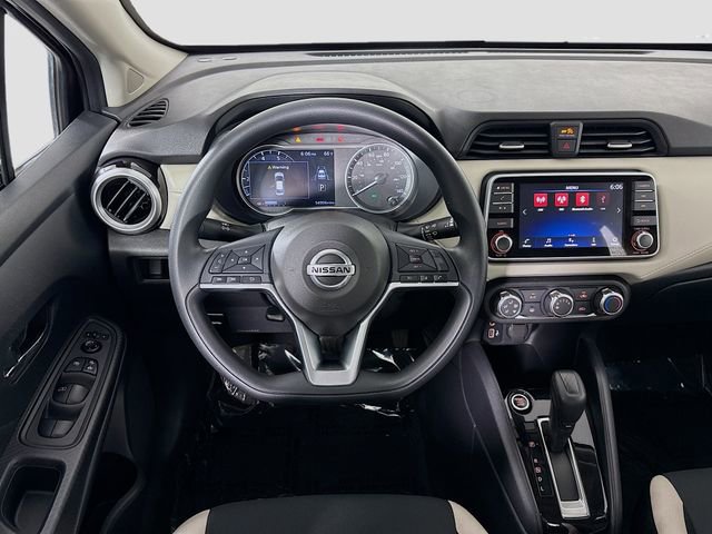 Used 2022 Nissan Versa SV FWD image 18