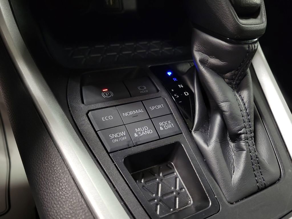 Used 2024 Toyota RAV4 XLE image 15