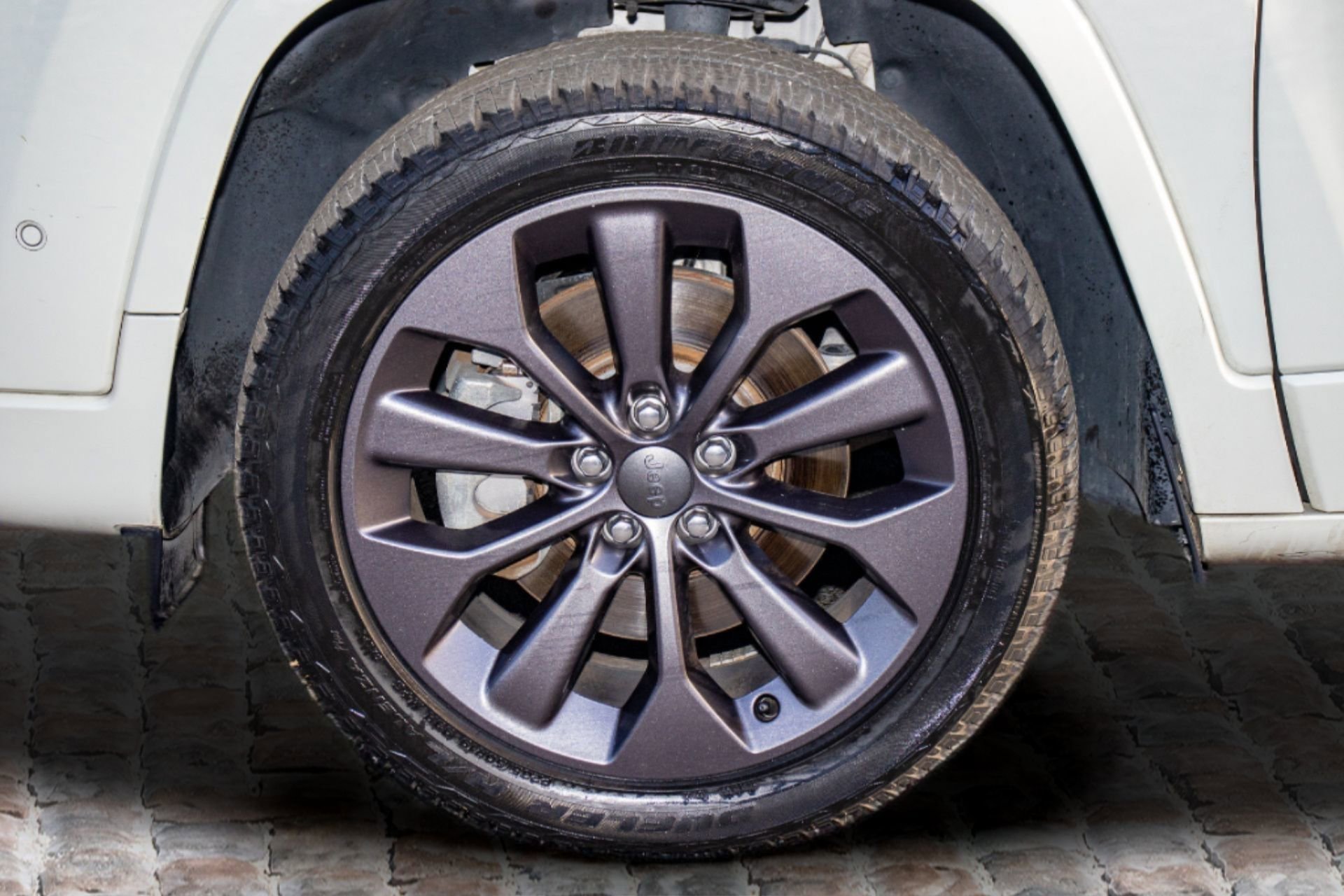 Used 2019 Jeep Cherokee High Altitude image 39