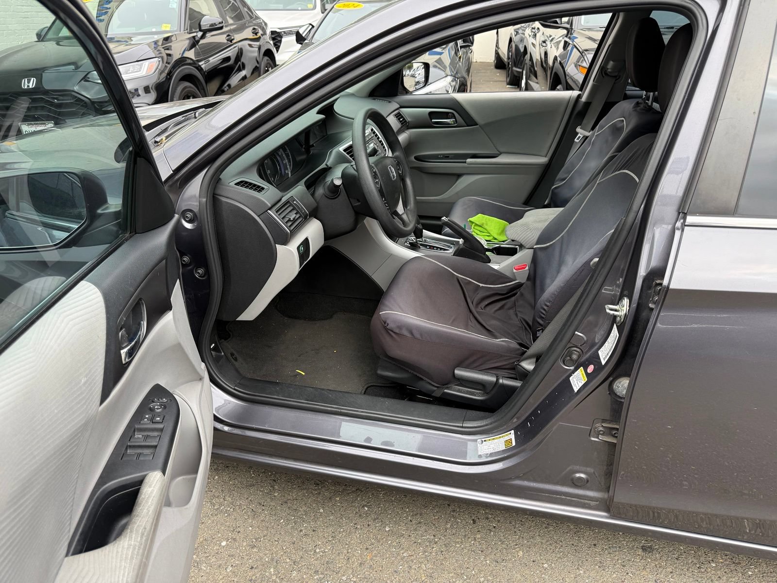 Used 2014 Honda Accord LX image 9