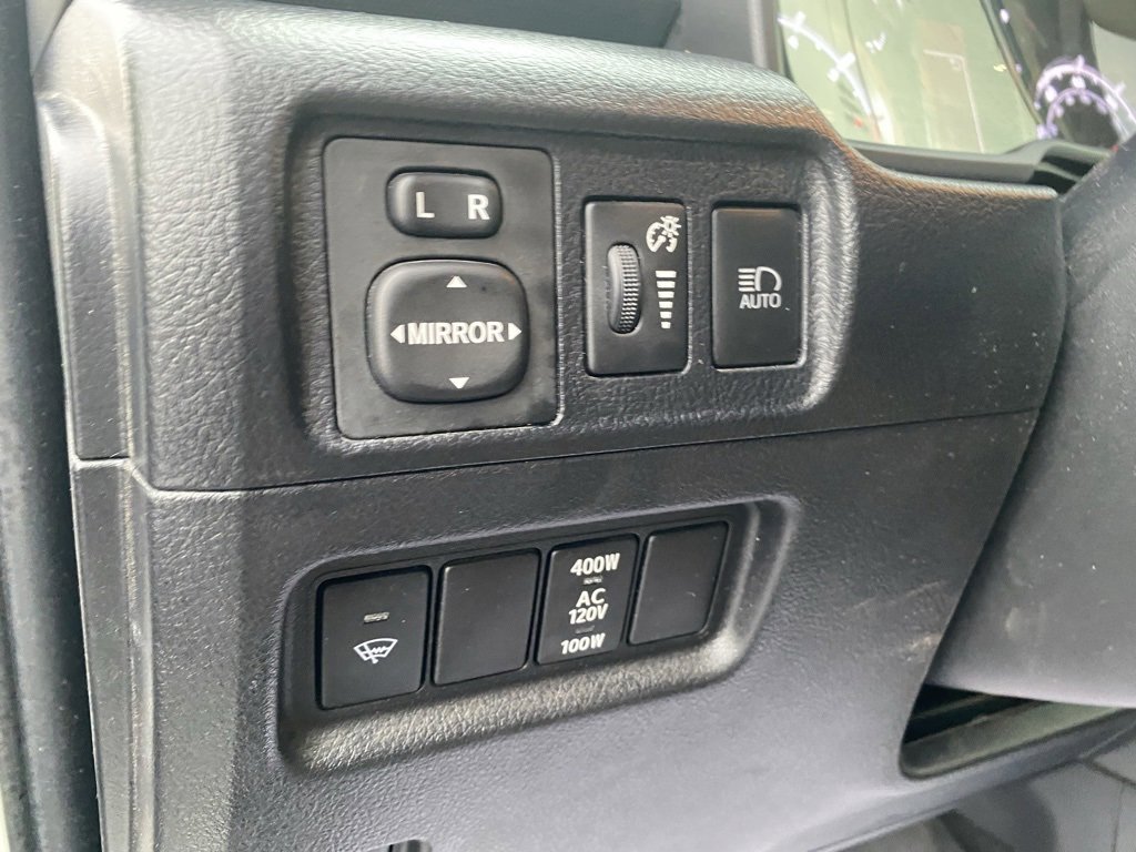 Used 2021 Toyota 4Runner Limited image 17