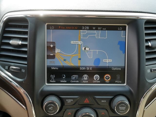 Used 2016 Jeep Grand Cherokee Limited AWD/4WD image 28