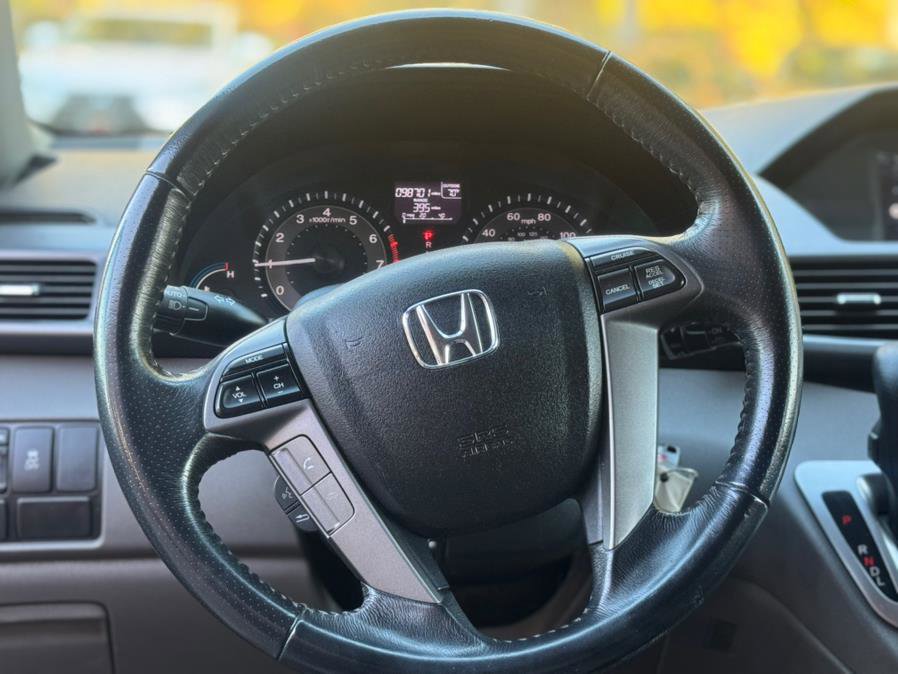 Used 2013 Honda Odyssey EX-L image 19