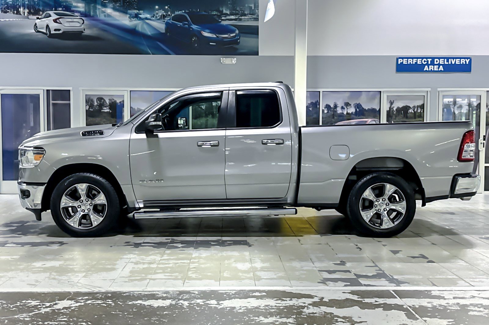 Used 2019 RAM 1500 Big Horn RWD image 2
