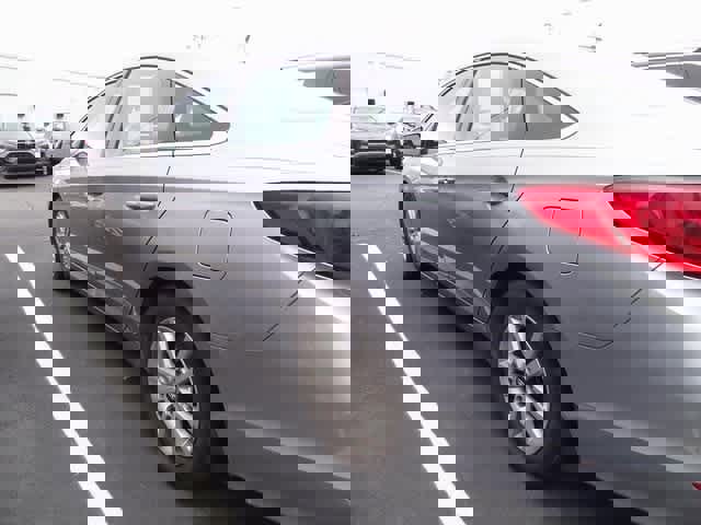 Used 2015 Hyundai Sonata SE image 5