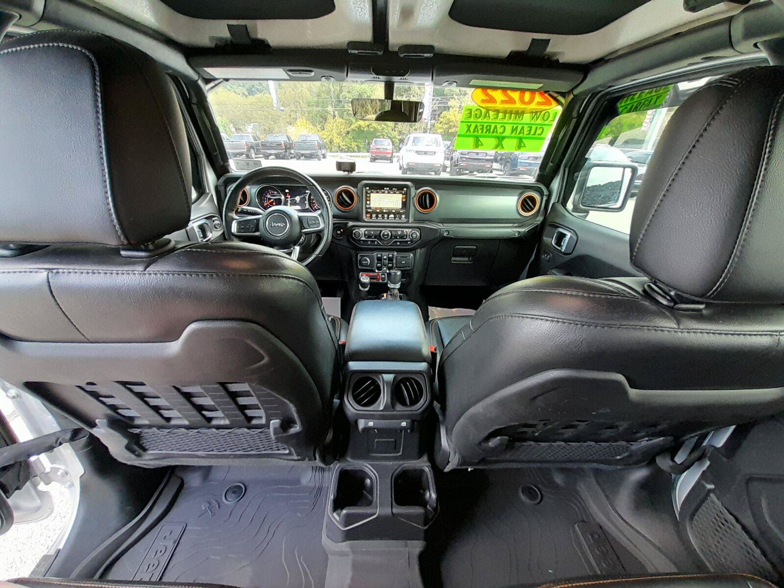 Used 2022 Jeep Gladiator Mojave w/ Cold Weather Group AWD/4WD image 43
