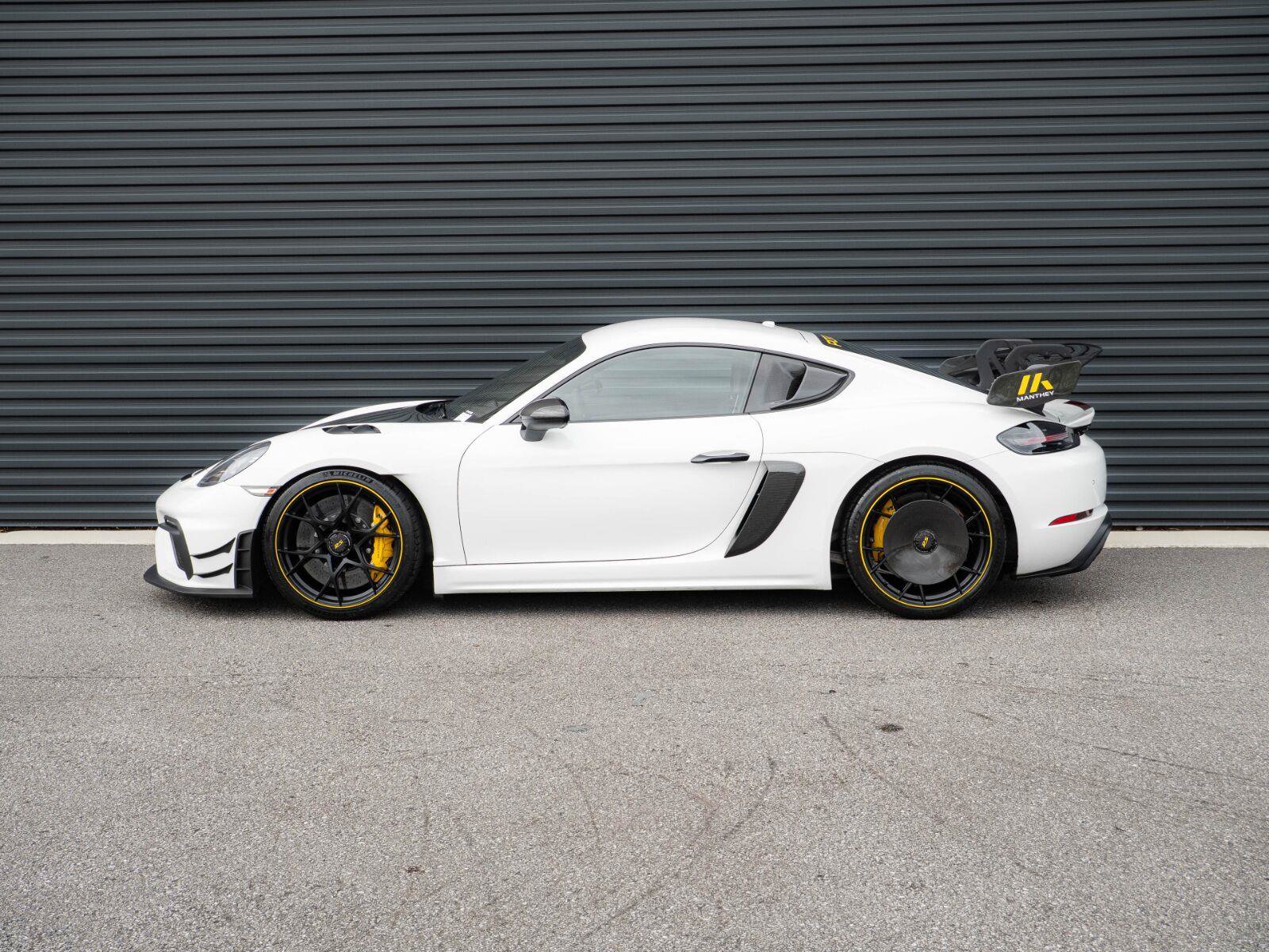 Certified 2025 Porsche 718 Cayman GT4 RS RWD image 2