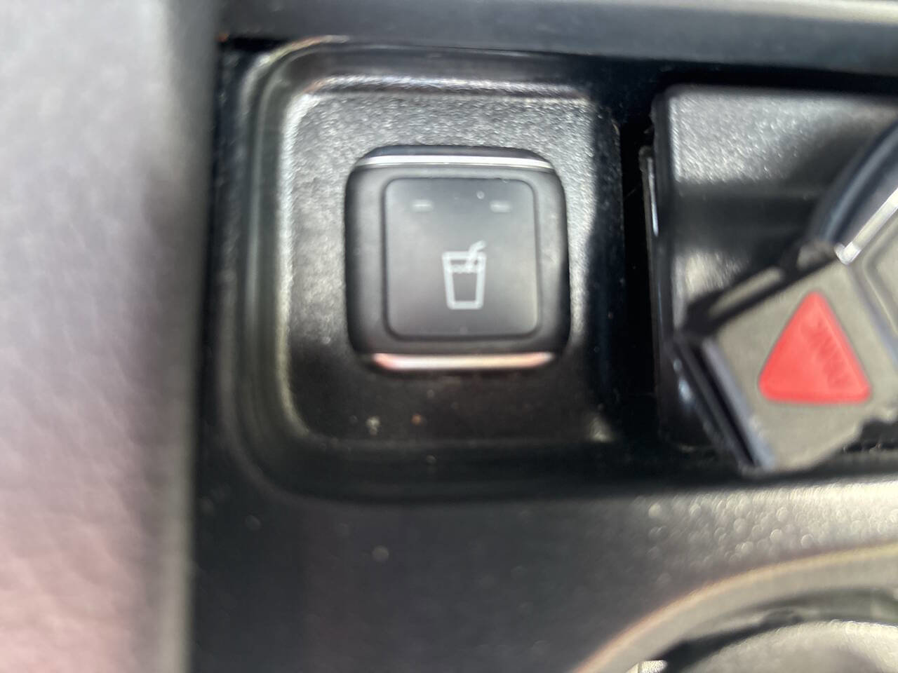 Used 2018 Mercedes-Benz GLE 350 GLE 350 4MATIC AWD 4dr SUV w/ Premium 2 Package image 38