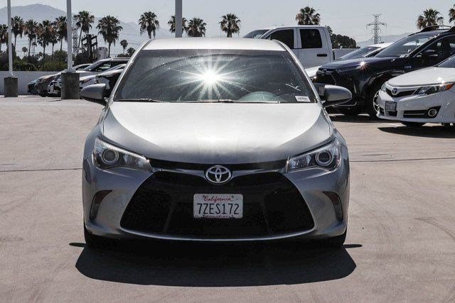 Used 2016 Toyota Camry SE FWD image 2