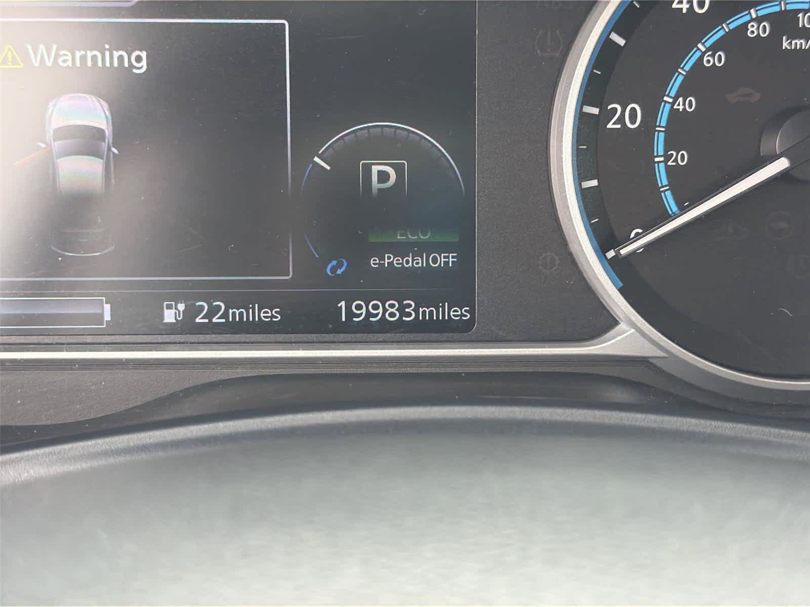 Used 2025 Nissan Leaf S FWD image 19