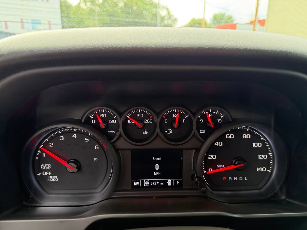 Used 2021 Chevrolet Silverado 1500 Custom AWD/4WD image 16