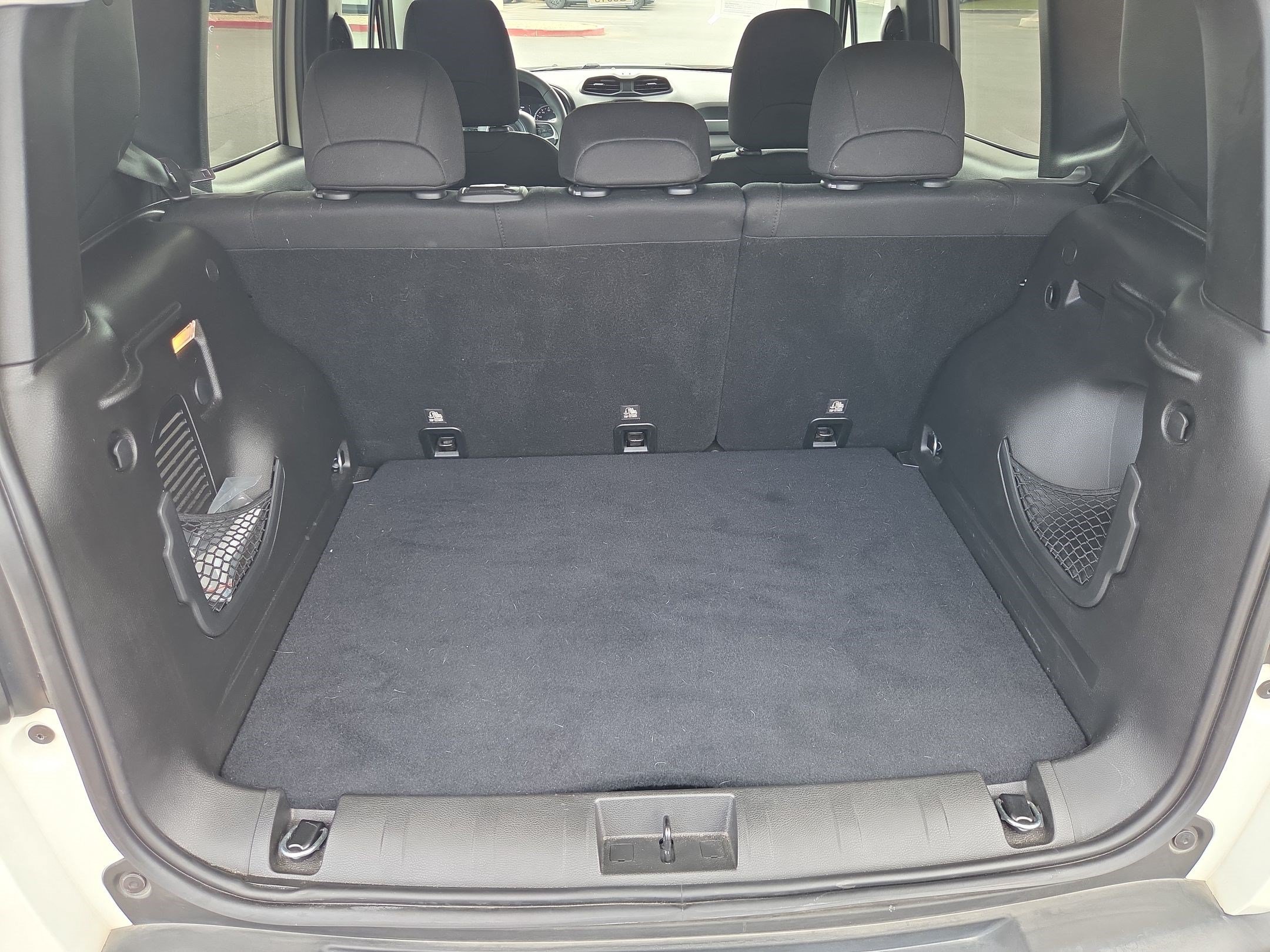 Used 2020 Jeep Renegade Sport w/ UConnect 7.0 Group FWD image 30