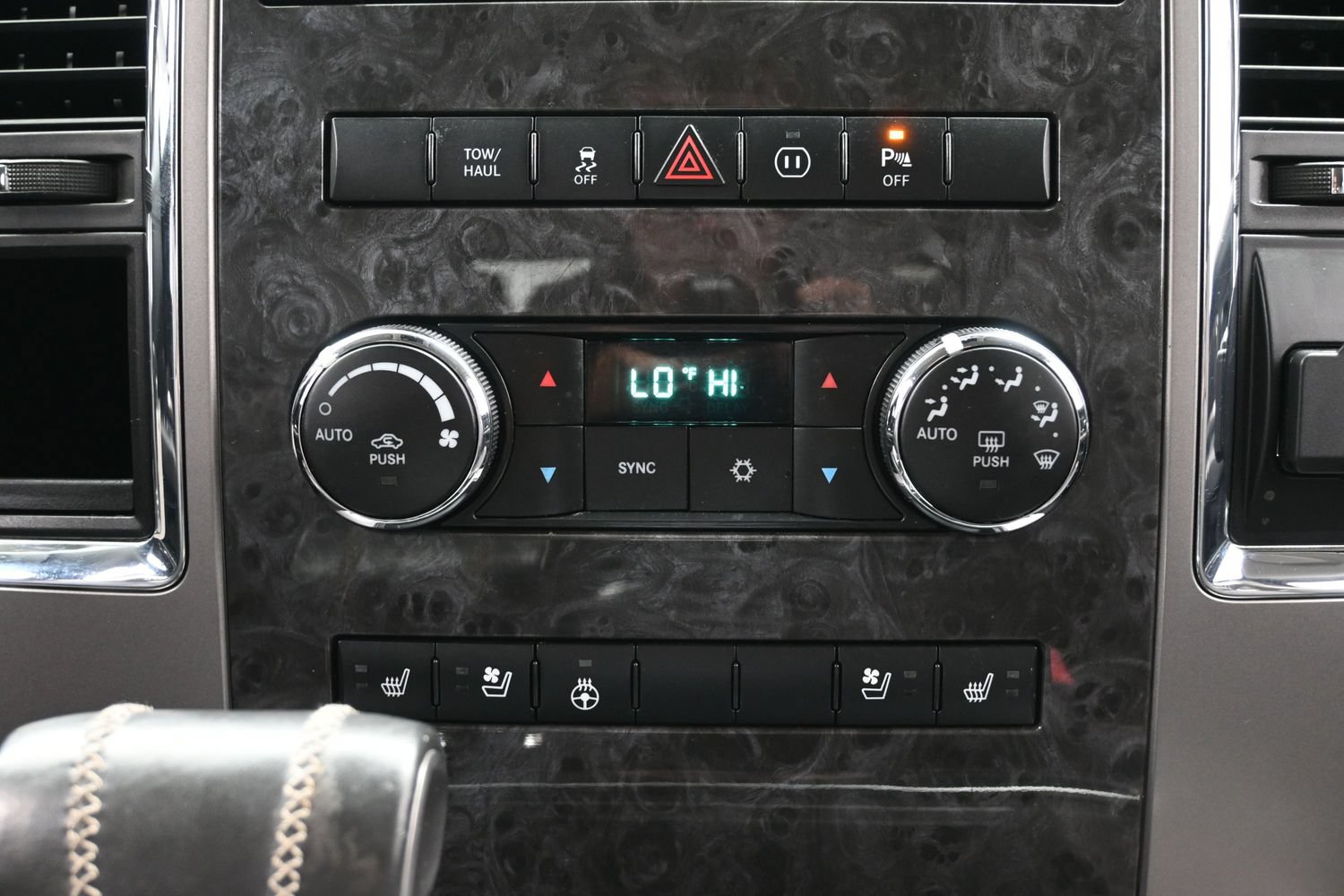 Used 2012 RAM 1500 Limited RWD image 34