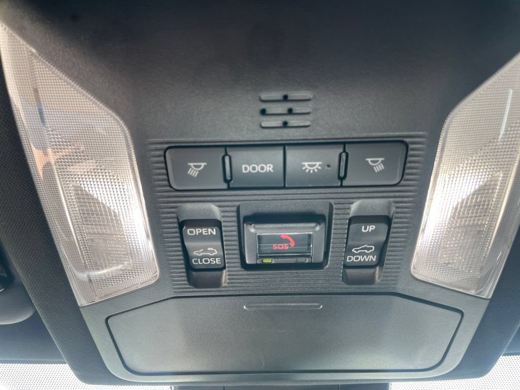 Used 2024 Toyota RAV4 XSE AWD/4WD image 26