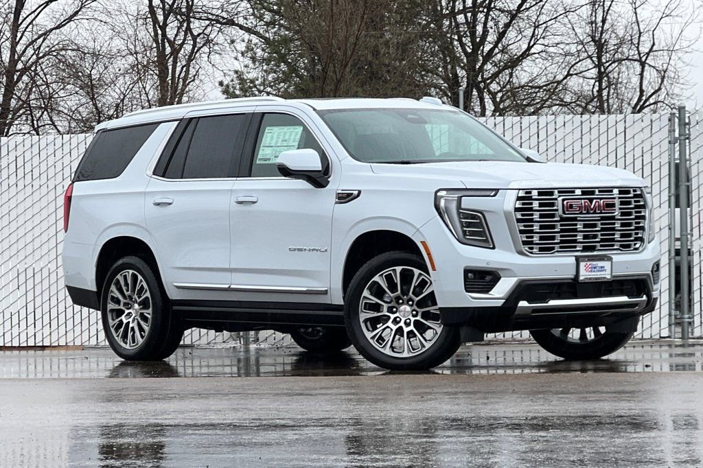 New 2026 GMC Yukon Denali w/ Denali Reserve Package image 2
